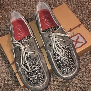 NEW Twisted X, size 9.5